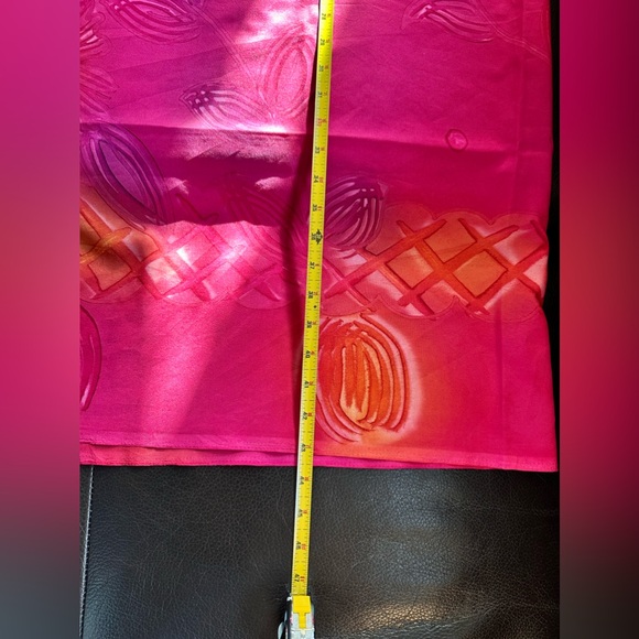 Gorgeous! XX-L Printed Scarf/Wrap - Picture 9 of 9